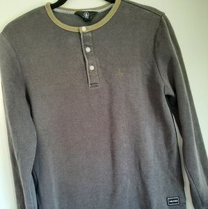XS Volcom Long Sleeve, olive green